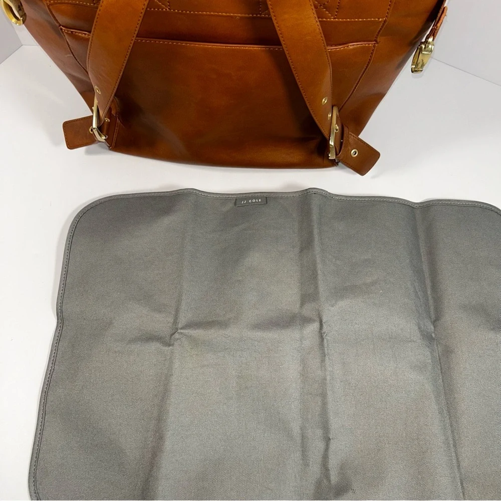 JJ Cole Brookmont Backpack Diaper Bag With Changing Mat!! And Washable‎ Liner